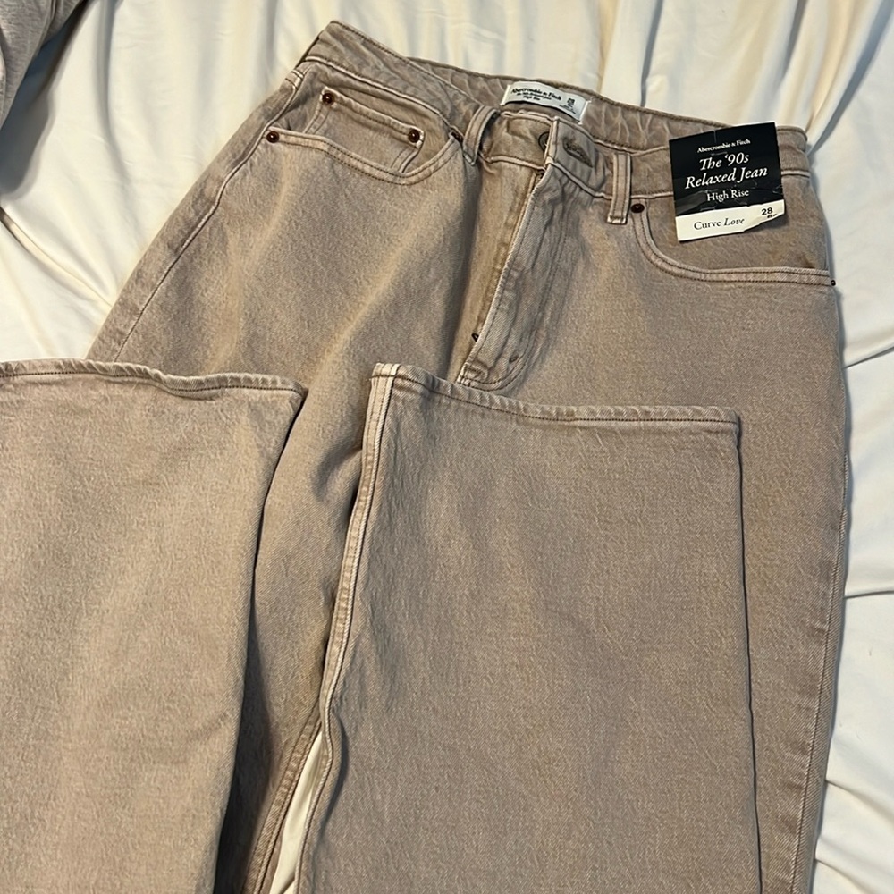 Abercrombie curve love 90s relaxed Jean